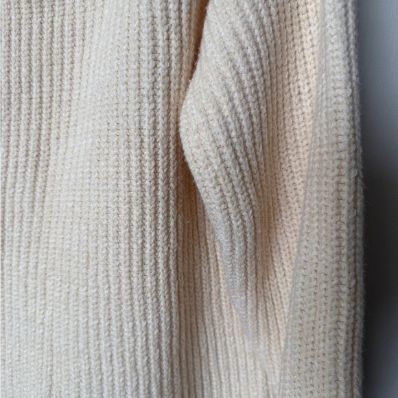 Free People Chunky Oversized Turtleneck Sweater - Picture 4 of 6